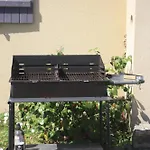 Le Printemps, Maison 15 Pers Avec Piscine Cheviré-le-Rouge
