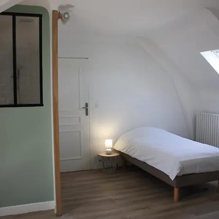 Le Printemps, Maison 15 Pers Avec Piscine Semesterbostad