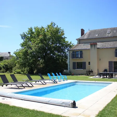 Le Printemps, Maison 15 Pers Avec Piscine