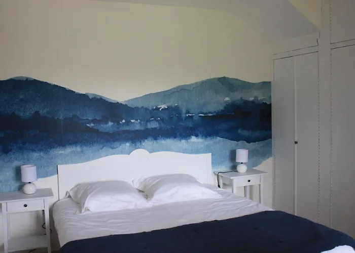 Casa de Férias Le Printemps, Maison 15 Pers Avec Piscine