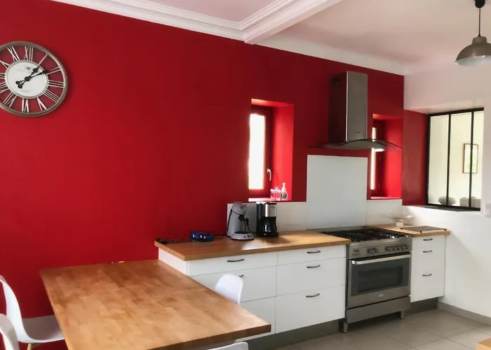 Le Printemps, Maison 15 Pers Avec Piscine