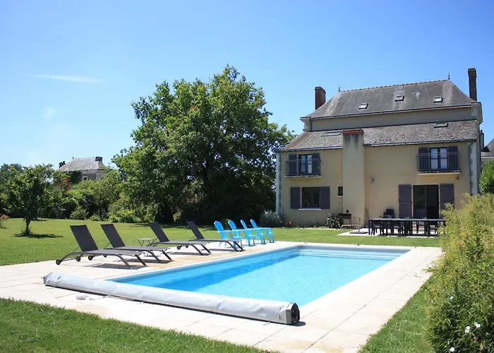 Le Printemps, Maison 15 Pers Avec Piscine